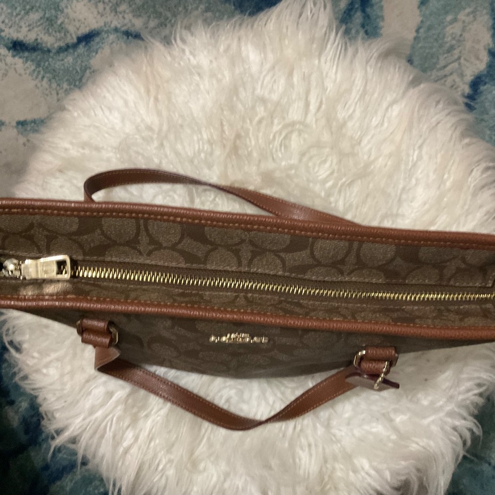 Coach Medium  “C”  Tote Brown and Tan - Picture 4 of 8
